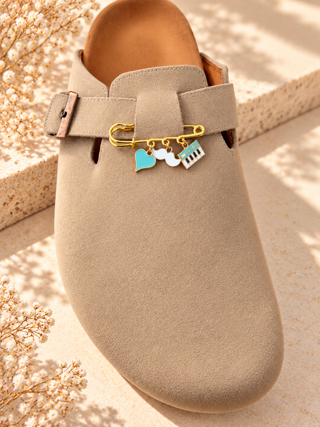 Keys & Love Pin